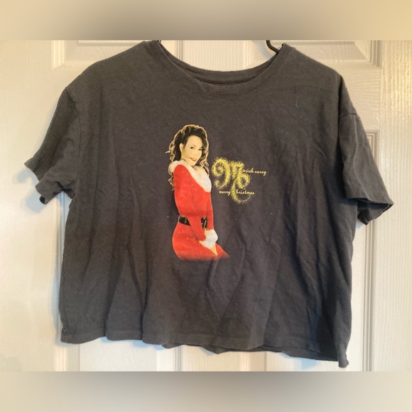 Mariah Carey Christmas top🎄 oversized cropped size large Old Navy - Picture 1 of 4